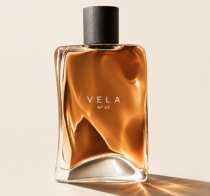 VELA Nº 03 fragrance bottle on a cream ground